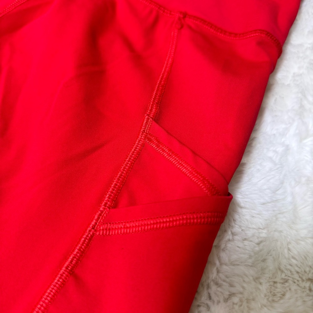 Lululemon Womens Red High Rise Ruched Stretch Mesh 17" Cropped Leggings, 10 - Picture 4 of 8